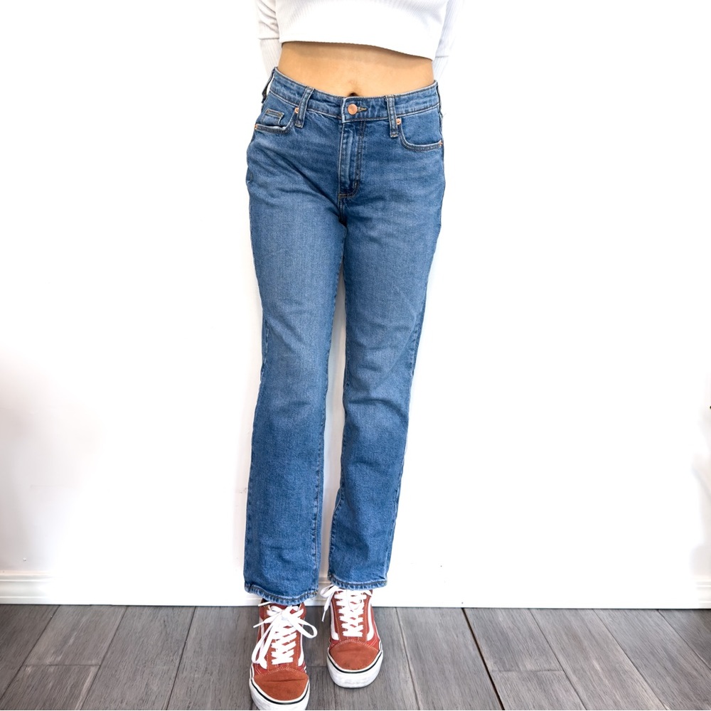 Women’s Straight High Waist Denim Slim Fit Jeans Size 4 Universal Thread